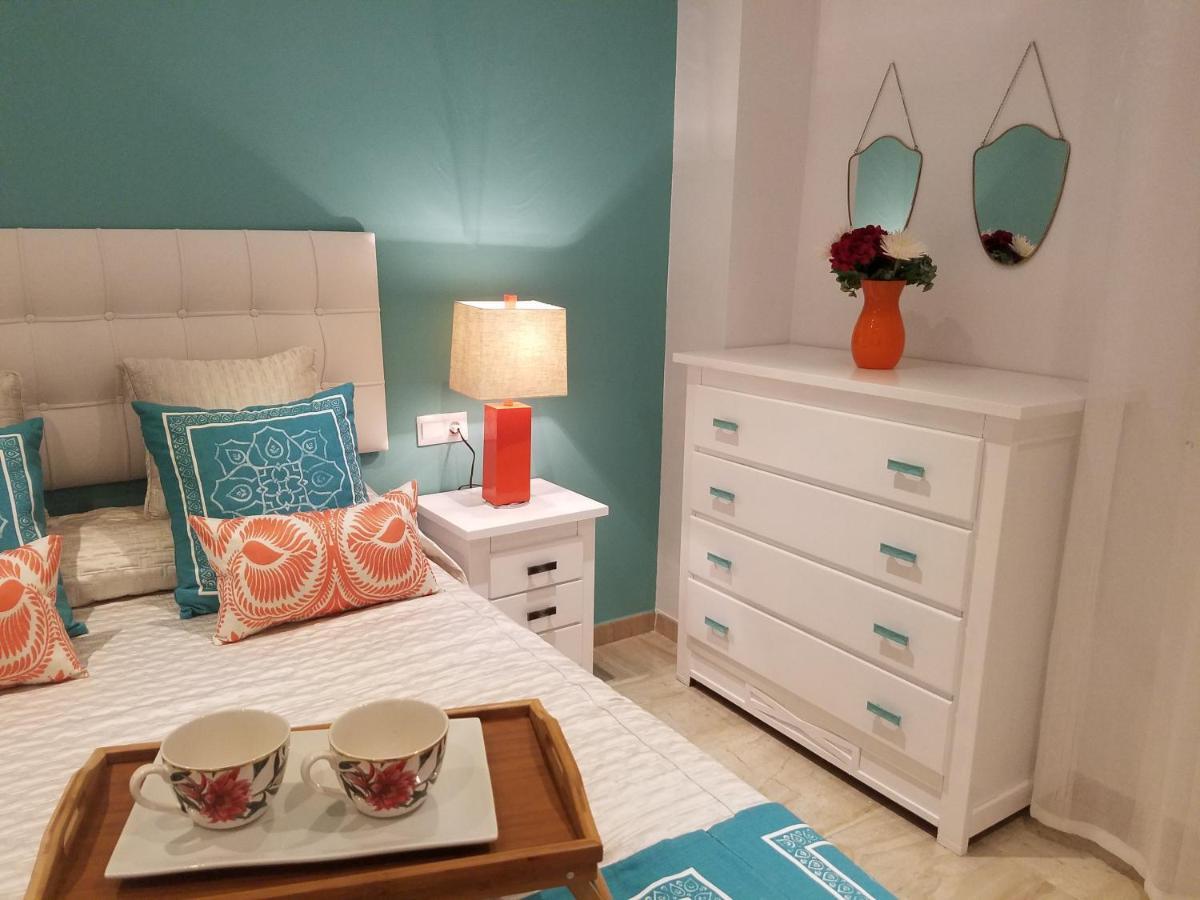 Amazing Frontal Beach Apartment #Traveller'S Awards2023 Cadiz Bagian luar foto