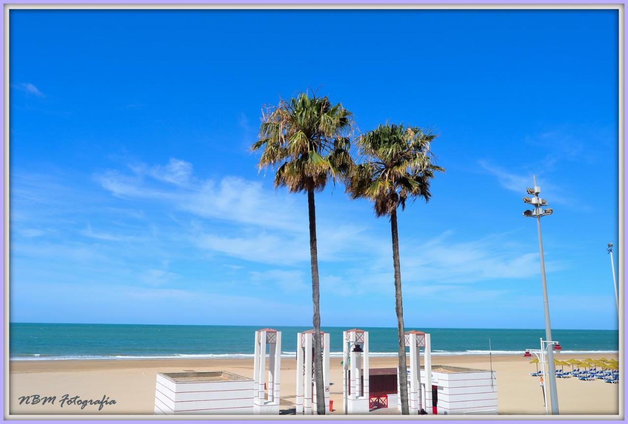 Amazing Frontal Beach Apartment #Traveller'S Awards2023 Cadiz Bagian luar foto
