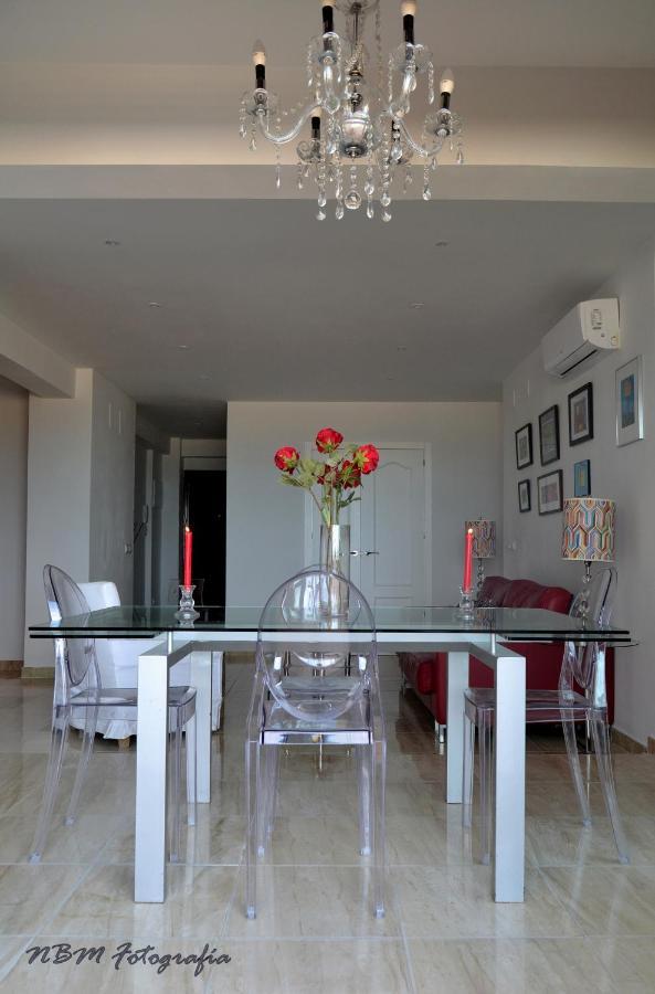 Amazing Frontal Beach Apartment #Traveller'S Awards2023 Cadiz Bagian luar foto